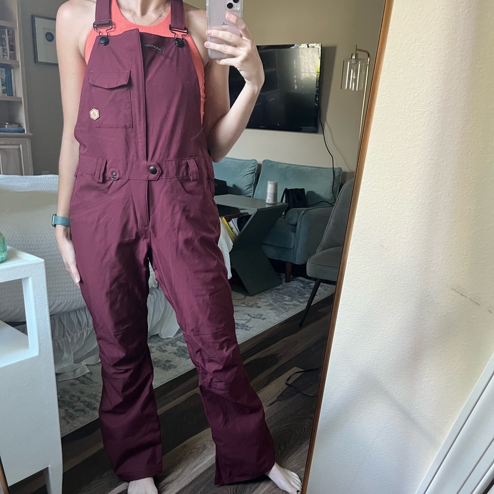 Woman’s Volcom Ski and Snowboard Bibs/Overalls